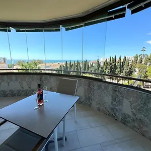 Amplia Terraza Con Maravillosas Vistas Muy Cerca De La Playa Torremolinos